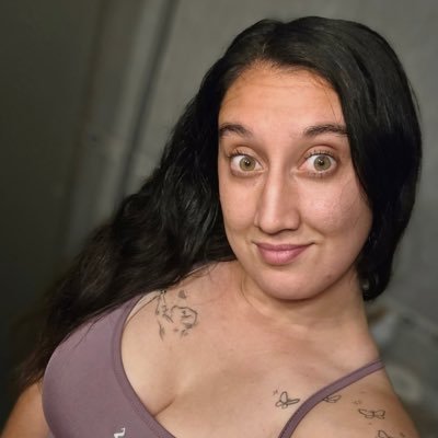 Rosie6114059434's profile picture. People often say I have a gentle soul and a kind heart. I'm like a tender flower, soft, caring and a little shy at first