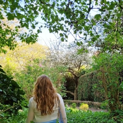 bluemchen_00's profile picture. ⚞・◦・🎀 ⚟  •

Jura studieren, Marx zitieren, Rechtsruck blockieren.