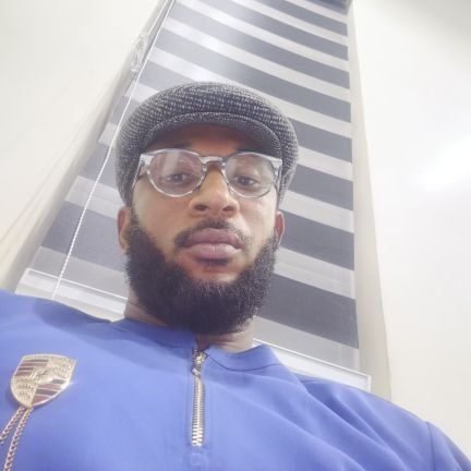 Psainte20's profile picture. December 31 | Capricorn |Bsc Business Administration |Msc Marketing  | Manchester United | lykpsainte@gmail.com | Great Cook