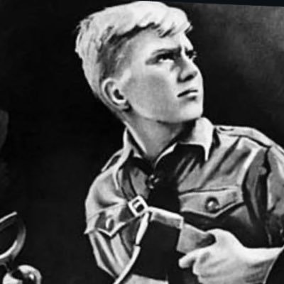 Leonoticer4's profile picture. Das ist der vierte Account in zwei Monaten. Ja, ich wurde wegen einem Drachenlord Zitat gebannt