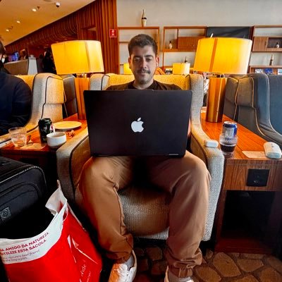 DanielCenci's profile picture. Agente de viajes ✈️    💻Analista de sistemas, bilingüe, trader cripto y freelancer.   Sumate para más viajes y oportunidades 🌍✨