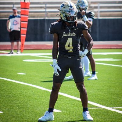 EllisMyers8's profile picture. { 𝓓𝓑𝓼 𝓯𝓮𝓪𝓻 𝓶𝓮…} 𝓡𝓸𝓾𝓽𝓮 𝓻𝓾𝓷𝓷𝓮𝓻 @hpufootball 28’ 5’8 40-4.4 Girl father👨🏾‍🍼