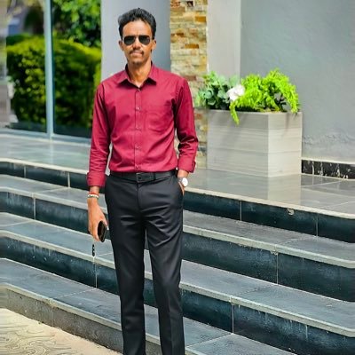 DrGurdeeye's profile picture. #Medicine || #MBA in Management & Finance || Lecturer|| Life Coach || #Entrepreneur || Free of Negative Energy, Materialism, Rat Race & Overthoughts 🦅 🦥 🕋