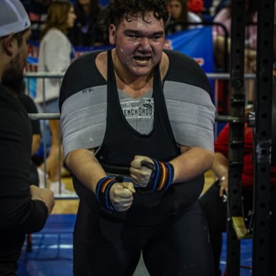 den_eleon's profile picture. 18