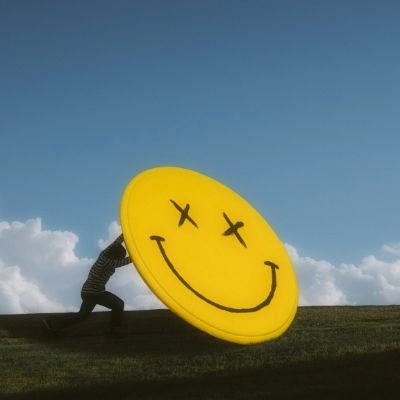 TshitendeJohn1's profile picture. La Rdcongo ma patrie 🇨🇩. Faisons de notre nation un endroit paisible et apprécier 
💶ingénieur BTP
un Culers ❤️💙💛 #fcBarcelone