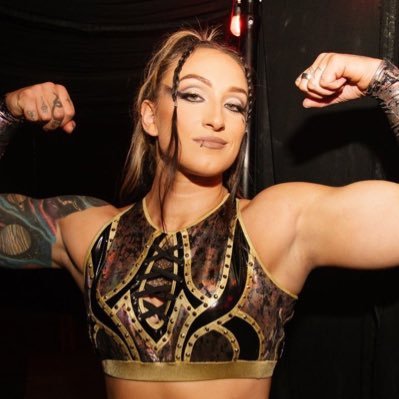 ellaizex's profile picture. 🇵🇸 | wheeler yuta defender | followed by the bellas!! @sexychucktaylor