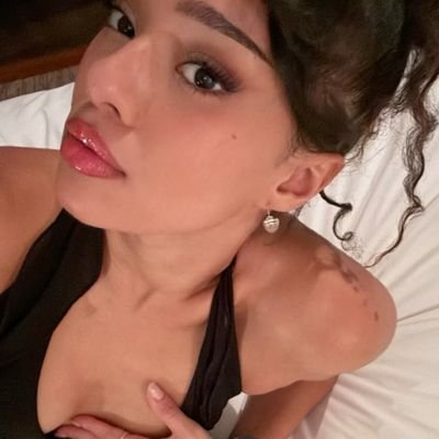 lawtiexhd's profile picture. 