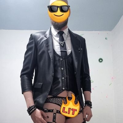 Rulo__Malo's profile picture. 🐉Dragón🐂Bull🪢Shibari Rope Artist
🏳️‍🌈Pansexual🧠Sapiosexual🍍SW
⛓️BDSM/420🚬🍁Lic. en Biblioteconomía📚Mtro. en Ciencias Sociales⚒️Un buen🌶️con un buen🧠