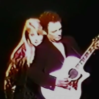 girlwithepower's profile picture. baseada em surtos reais 🇧🇷
for Stevie&Lindsey: https://t.co/ATCT1KjVKU