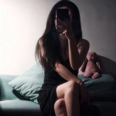 LindsayWyatt20's profile picture. A quiet soul with loud dreams 🌙 | I find beauty in simple things 🍃 | Soft heart, strong spirit 💫 | Grateful for the little moments that make life beautiful