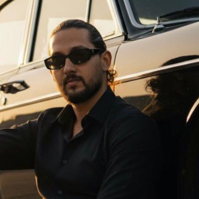 1gharibe_ashena's profile picture. 