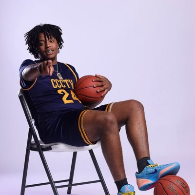 BeeMaria85's profile picture. 