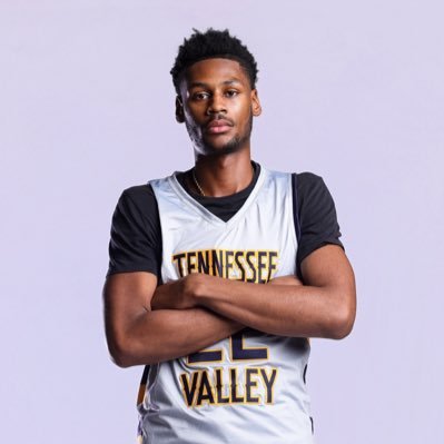 DreMinor2's profile picture. 6,5 |Positions 2,3,4|Long Wingspan|Size 17|#22|dreminor15@gmail.com| I hoop @tvdefenders