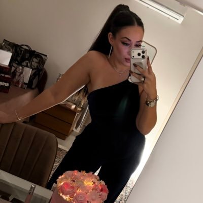 H_filologos_sas's profile picture. Φουλ ταιμ φιλόλογος, παρτ ταιμ νευρασθενικη.🤷🏻‍♀️ σε κλίκα με κολλητη @h_didymos_sas 🤙🏿