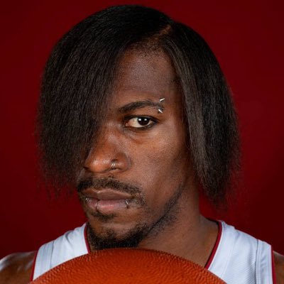 kelswizzIe's profile picture. 