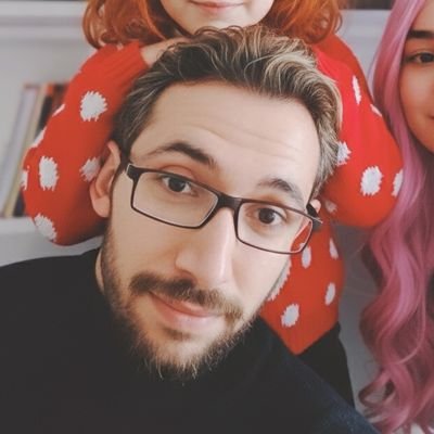 savasrzgar's profile picture. Pencerelerden Seyret İçlerine Girme