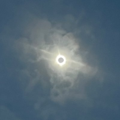 trahceszn's profile picture. 