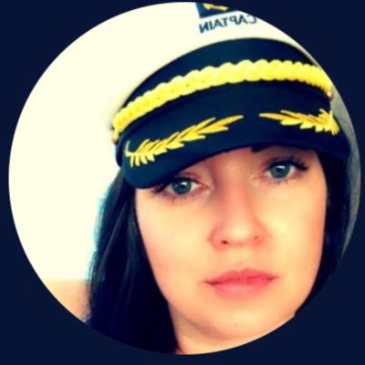 Lady 𝓑𝓻𝓲. Profile