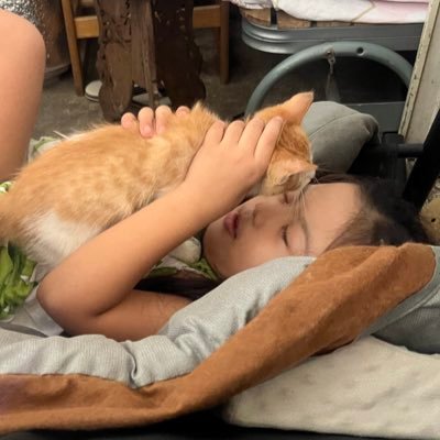 icedxyz's profile picture. “Some nights I wish I could go back in life Not to change shit, just to feel a couple things twice”