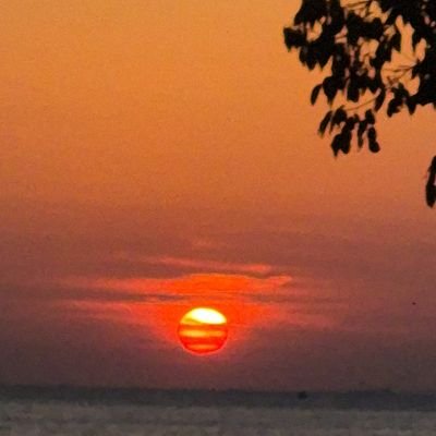 bnb_klnc's profile picture. FB universty..Radio,television,cinema and physiology student.😎former flight attendant(pgt) and (S)mom..