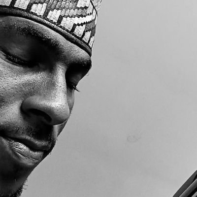 onlyHamza_baba's profile picture. “Quid pro quo” scratch my back I scratch yours🦂
 Billionaire mindset📌