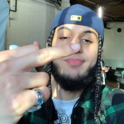 NFTvki's profile picture. OG @Slerfsol Meme Artist 👨🏽‍🎨 Content Creator & Advisor 🤳Streaming on @pumpdotfun💊🤡 $TAKI