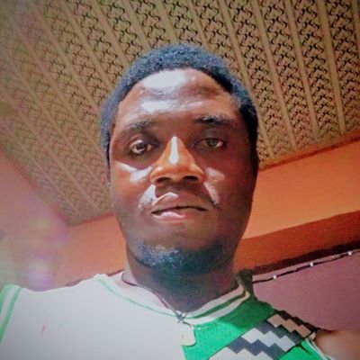 AnaniY_007's profile picture. 