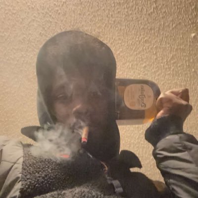 TooHigh2Liee's profile picture. 23 | Here for a good time not a long time