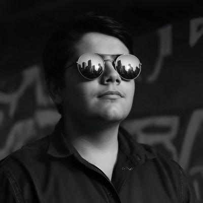 HajTaha0's profile picture. به آغاز اعتماد نکن.!حقیقت در آخرین لحظه گفته می‌شود:) 

🎥 📸📖 🎯 🏊_._._._◇
ᴘʜᴏᴛᴏɢʀᴀᴘʜᴇʀ.ꜰɪʟᴍᴍᴀᴋᴇʀ.ꜱᴡɪᴍᴍɪɴɢ  ꜱʜᴏᴏᴛᴇʀ .ꜱᴛᴜᴅʏɪɴɢ.