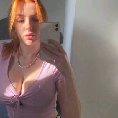 nin_bradley's profile picture. Just me 😊😊