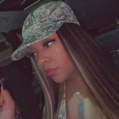 _nayynova's profile picture. BOY MOM THATS OUT THE WAY ✌🏽