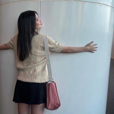 dhunmsyl's profile picture. 