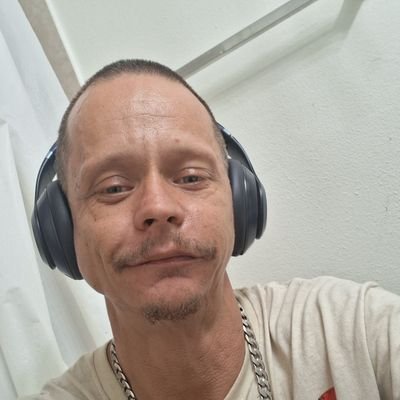 Tommy19834's profile picture. 