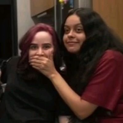 www_SOH_hppts's profile picture. Apenas uma lesbica surtada vivendo de ordem paranormal e relacionamento com personagens fictícias.
Sofrida por esporte!