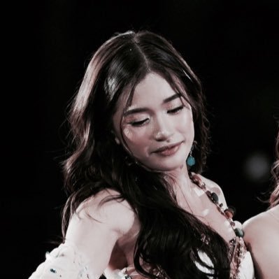 mikhaelixir's profile picture. an aiahphrolite through and through || soshi