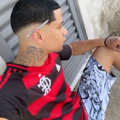 erickdotad's profile picture. https://t.co/hYyhrYQJQP https://t.co/Q4AWfuMcvS