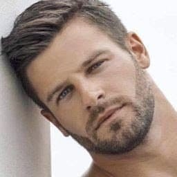 jorgitosalaas's profile picture. Las compañias de TV por cable se aprovechan y abusan , me robaron el telefono y nadie hace nada, no voto mas hagan algo para que estan ? es un delito grave?