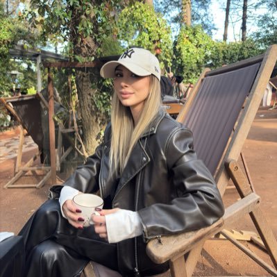 eyluusk's profile picture. 