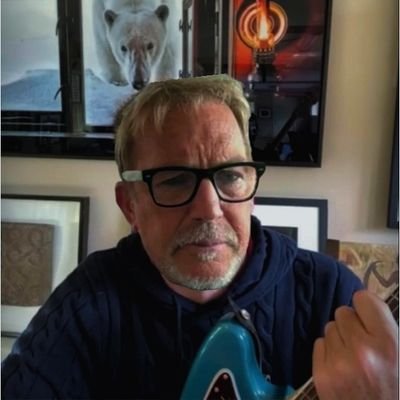 iankarl_guanlao's profile picture. 