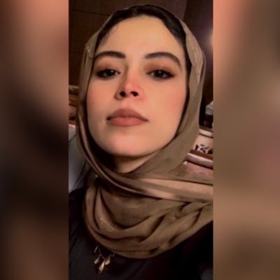 DinaHafez74's profile picture. 85:45 🦅