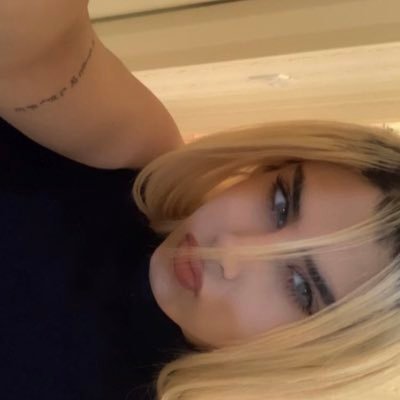 daddysblondgirl's profile picture. Iranian Kurd.