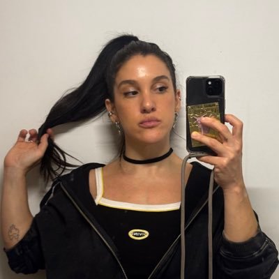 okiagostina's profile picture. Technological advances really bloody get me in the mood