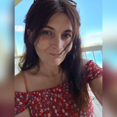 klalalala89's profile picture. cancer survivor 
favourite lyrics
cat pictures
and some political povs.