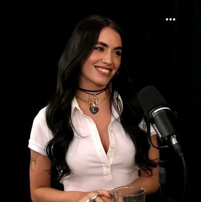 Ailinbossanovaa's profile picture. la mayor delincuente de la que se tenga memoria.