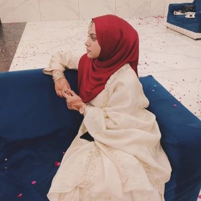 fatymaslays's profile picture. 🎓JMI — Viratoholic