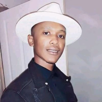 Sapolwethu28095's profile picture. No Risk No Reward.