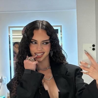 ohgodseye's profile picture. katseye | daniela