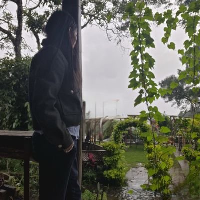 aunapalabra's profile picture. Una mujer de silencio.