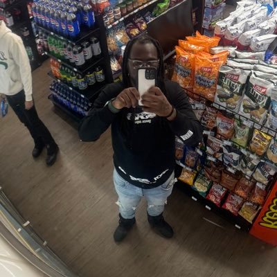 poppafaul's profile picture. #SuperDad  Eagles 🦅