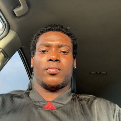 wondathegreat's profile picture. married man with 2 kids.
